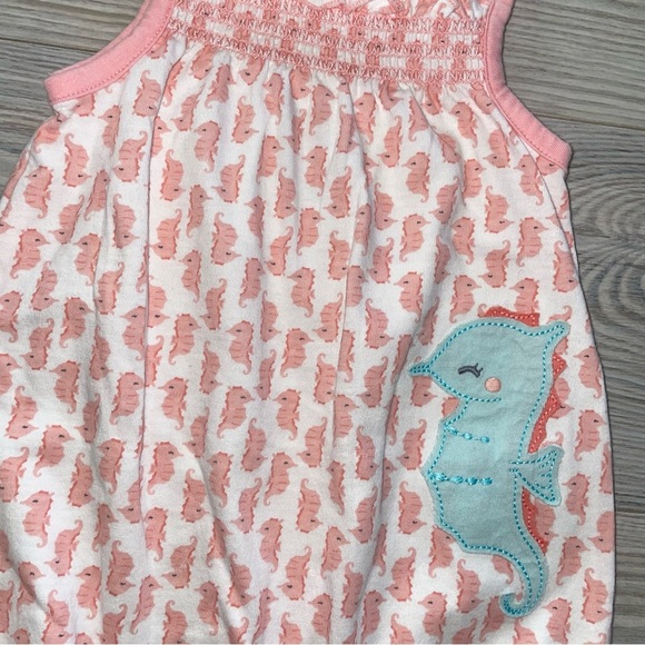 ⭐Carter’s Baby Girl Summer Romper 0-3 Months⭐ - Picture 2 of 3
